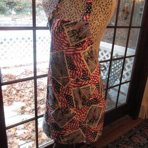HOLIDAY APRON/HANDCRAFTED/UNISEX/ONE SIZE FITS MOST